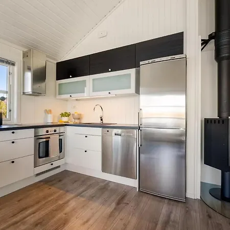 Lofoten Oceanfront - Privat Pier & Vestvagoy