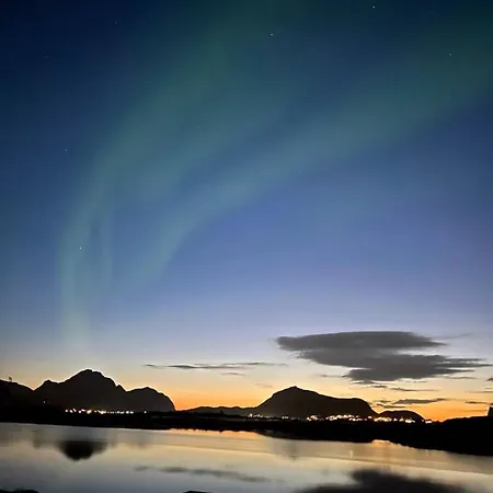 Lofoten Oceanfront - Privat Pier &